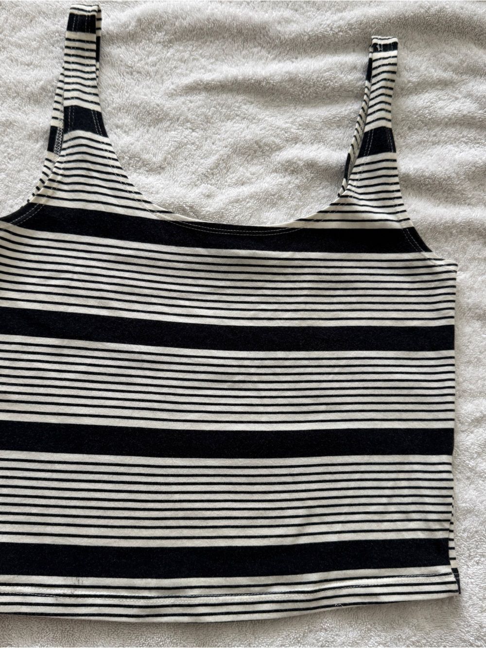 Forever 21 Black & White Striped Tank Size Small